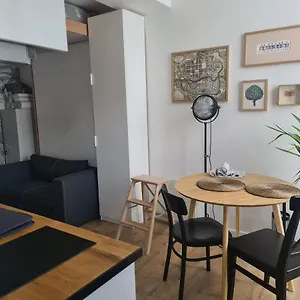 https://leskale-appartement-cosy-dans-le-vieux-centre.inbrittany.com
