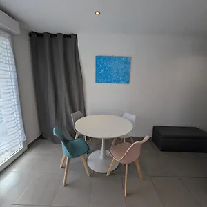 https://appartement-frejus.fr-provencehotel.com